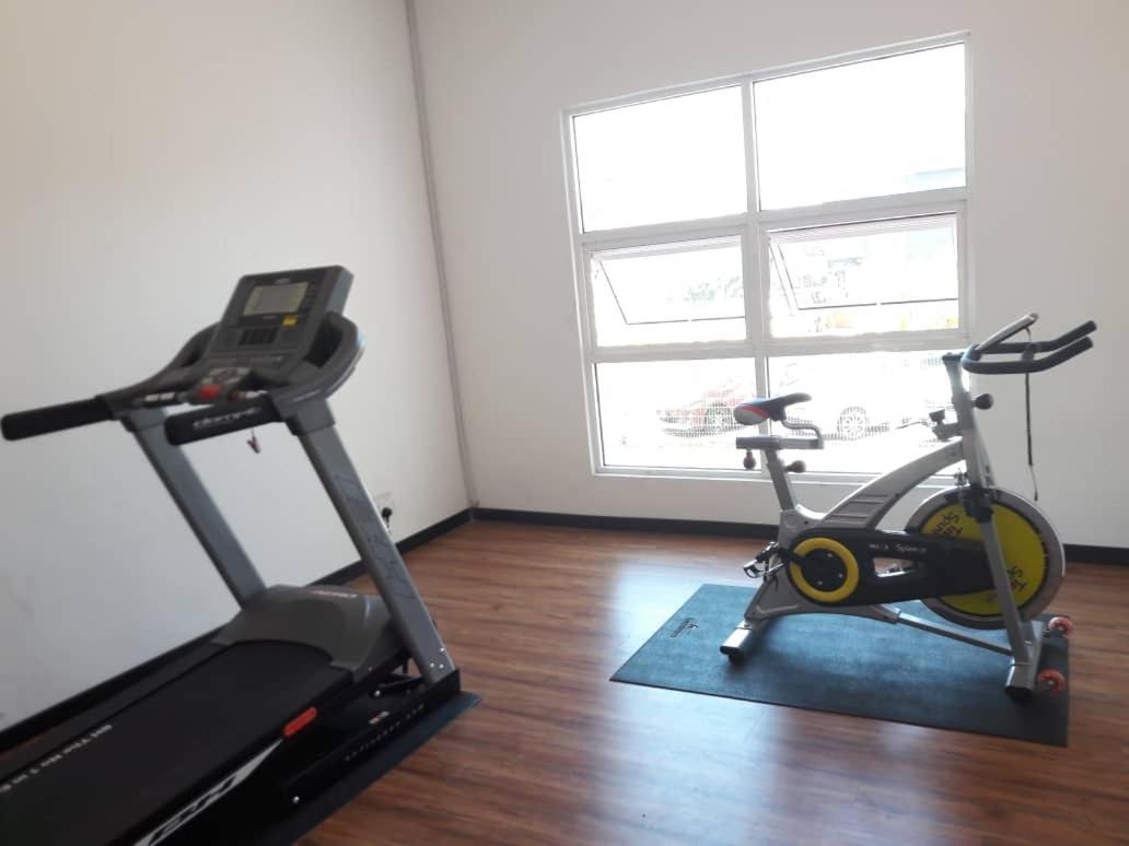 Risqi Apartment 2 Bedroom Wakaf Che Yeh 哥打巴鲁 外观 照片