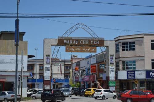 Risqi Apartment 2 Bedroom Wakaf Che Yeh 哥打巴鲁 外观 照片