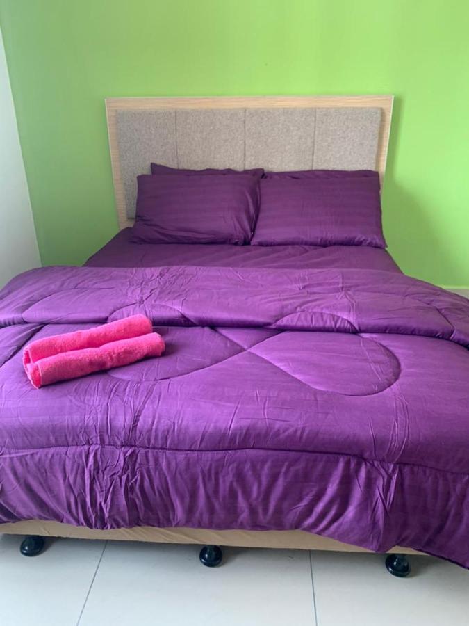 Risqi Apartment 2 Bedroom Wakaf Che Yeh 哥打巴鲁 外观 照片