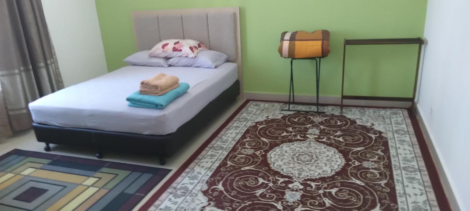 Risqi Apartment 2 Bedroom Wakaf Che Yeh 哥打巴鲁 外观 照片